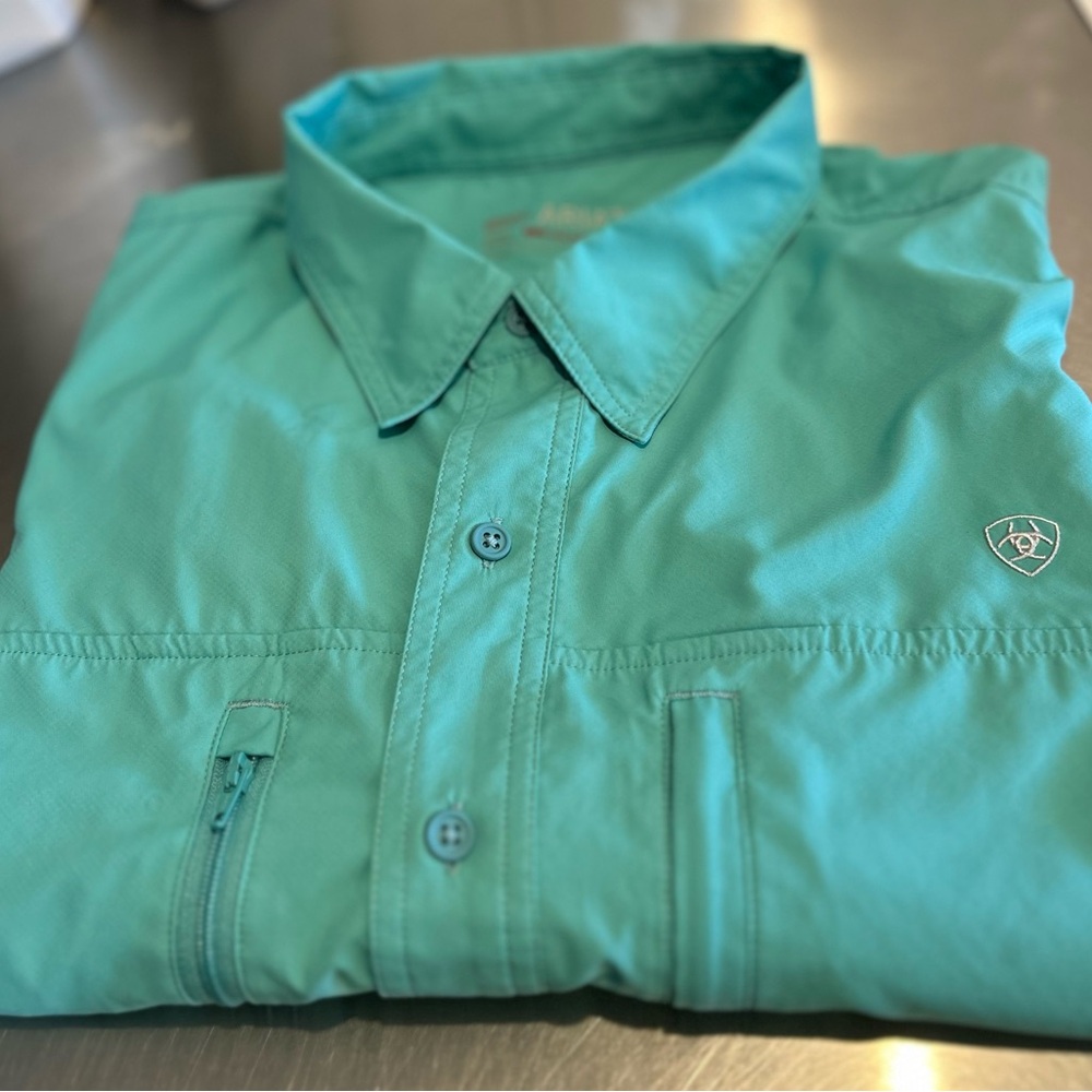 Men’s Ariat Tek Short Sleeve Lot